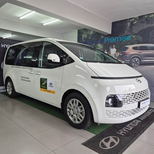 Hyundai Staria 2.2D Executive (9 Seater)