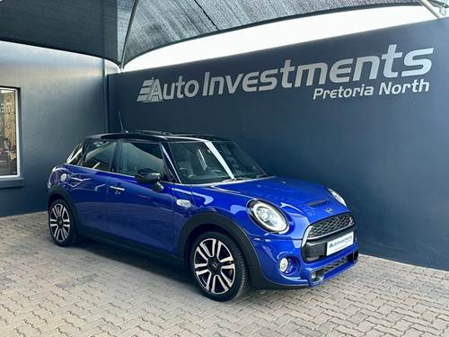 MINI Cooper S Mark V (141 kW) (XU922) Steptronic 5 Doors