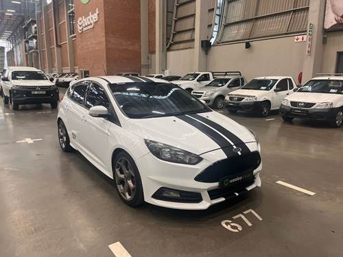 Ford Focus 2.0 Ecoboost ST1