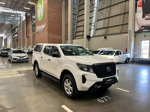 Nissan Navara 2.5 DDTi SE Plus Double Cab 4x4