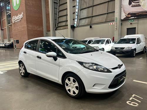 Ford Fiesta 1.4i (71 kW) Ambiente Hatch Back