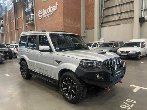 Mahindra Scorpio 2.2TD Adventure 103kW 4x4 (S11)