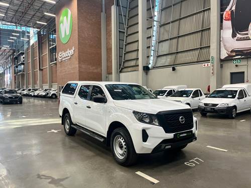 Nissan Navara 2.5 DDTi SE Double Cab