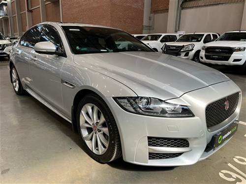 Jaguar XF 2.0 R-Sport (132 kW)