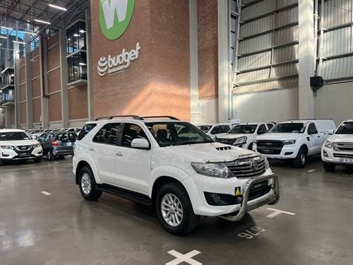 Toyota Fortuner III 2.5 D-4D VNT Raised Body