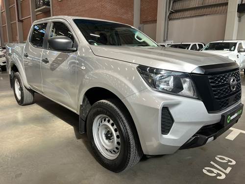 Nissan Navara 2.5 DDTi SE Double Cab