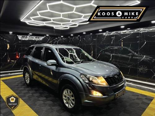 Mahindra XUV 500 2.2D (W8) mHawk 7 Seater Auto
