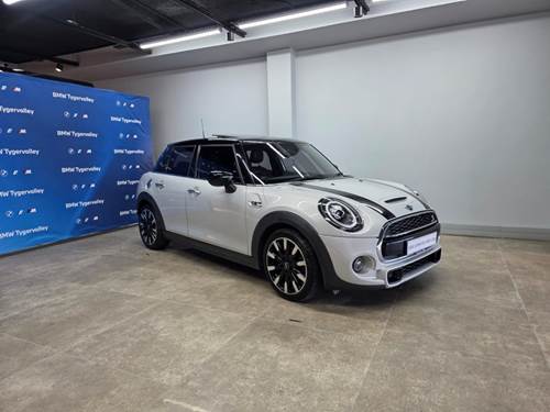 MINI Cooper S Mark V (141 kW) (XU922) Steptronic 5 Doors