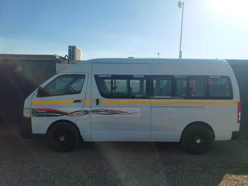 Toyota Quantum 2.7 Sesfikile 16 Seat