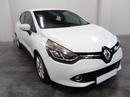 Renault Clio IV 900T (66kW) Expression 5 Door