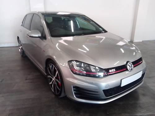 Volkswagen (VW) Golf 7 GTi 2.0 TSi DSG