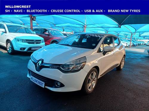 Renault Clio IV 900T (66kW) Expression 5 Door