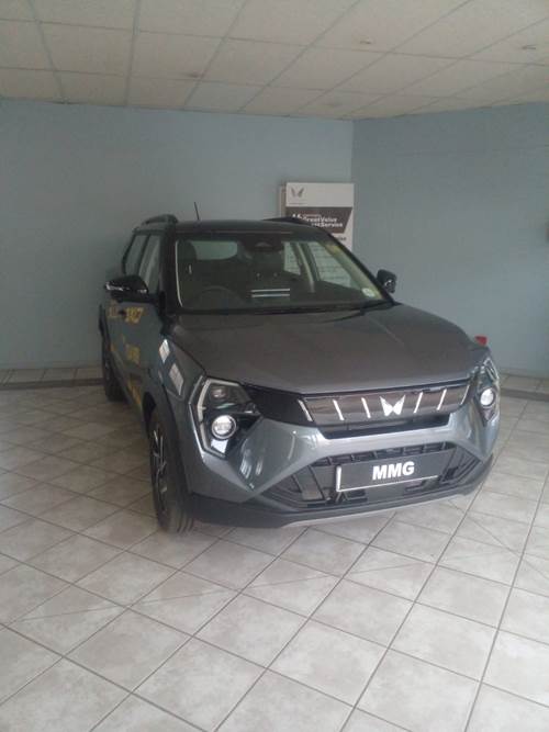 Mahindra XUV 3XO 1.2T AX7L Auto
