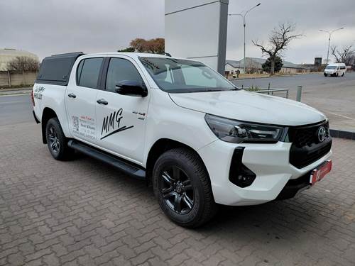 Toyota Hilux 2.8 GD-6 RD Raider Double Cab Auto (MHEV)