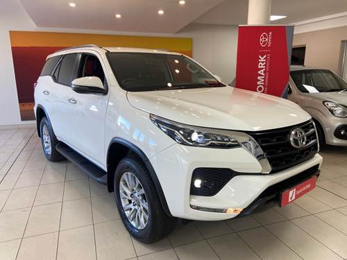 Toyota Fortuner V 2.8 GD-6 Raised Body Auto
