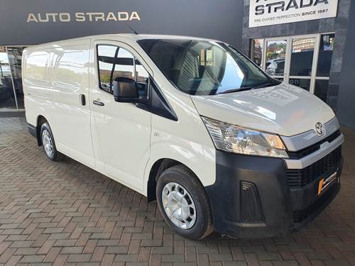 Toyota Quantum 2.8 LWB Panel Van
