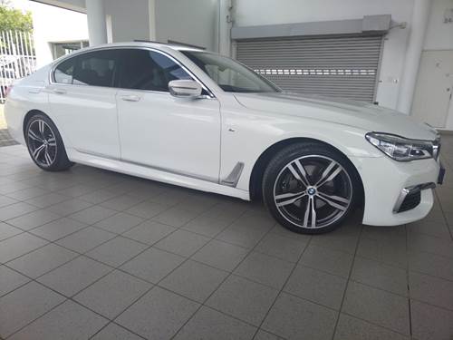 BMW 740i (G11) M-Sport Steptronic