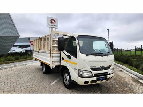 Hino 300 - 614 - SWB - (AL 3)