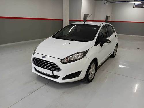 Ford Fiesta 1.0 EcoBoost Ambiente Powershift 5 Door