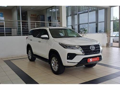 Toyota Fortuner V 2.8 GD-6 Raised Body Auto