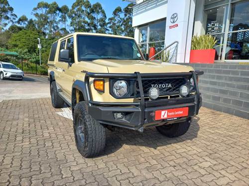 Toyota Land Cruiser 79 2.8 GD-6 Double Cab Auto