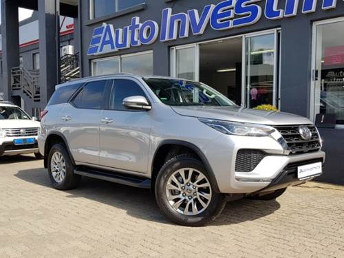 Toyota Fortuner V 2.8 GD-6 Raised Body Auto