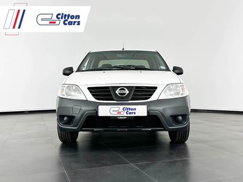 Nissan NP200 1.6i Pack