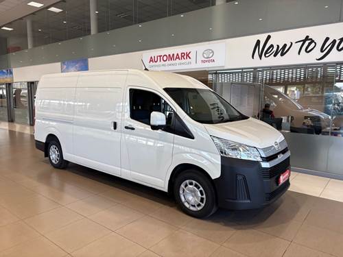 Toyota Quantum 2.8 SLWB Panel Van