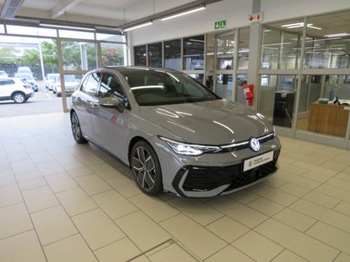 Volkswagen (VW) Golf 8 1.4 TSi R-Line Plus