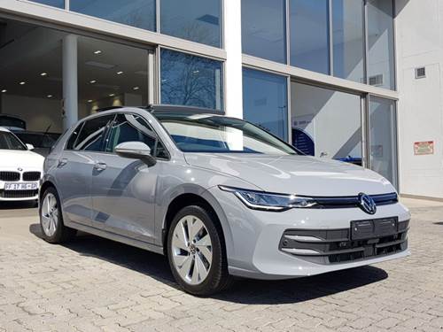Volkswagen (VW) Golf 8 1.4 TSi Life + Tiptronic (110kW)