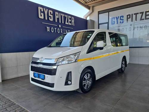 Toyota Quantum 2.8 GL 11 Seater