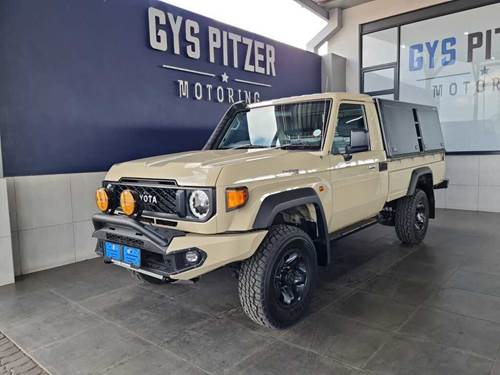 Toyota Land Cruiser 79 2.8 GD-6 Auto