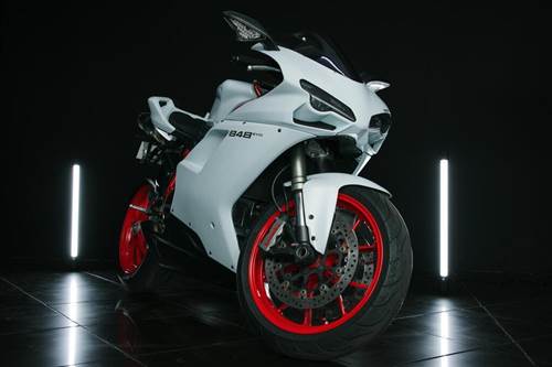 Ducati 848