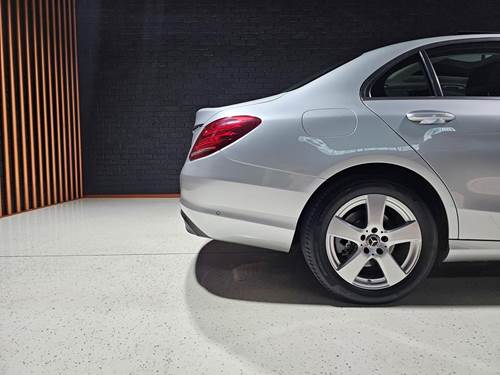 Mercedes Benz C 200 Sedan Auto