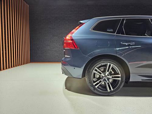 Volvo XC60 T5 Momentum Geartronic AWD