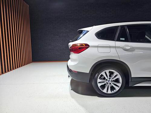 BMW X1 sDrive 20d (F48) (140 kW) Steptronic