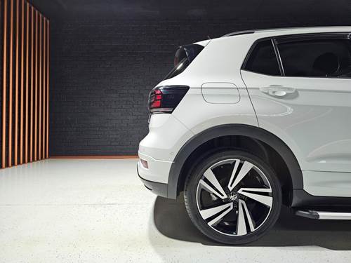 Volkswagen (VW) T-Cross 1.0 TSI (85 kW) Highline DSG