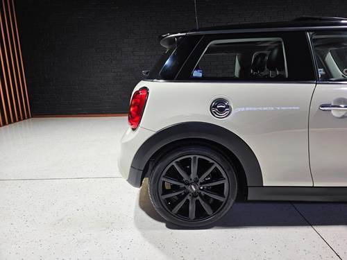 MINI Cooper S Mark IV (141 kW) Steptronic
