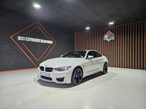 BMW M4 Coupe M-DCT