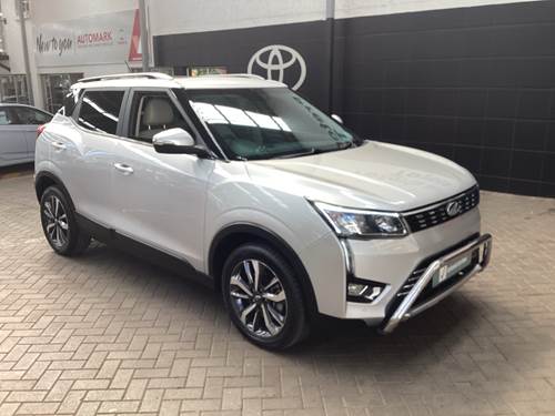 Mahindra XUV 300 1.5D (W8)
