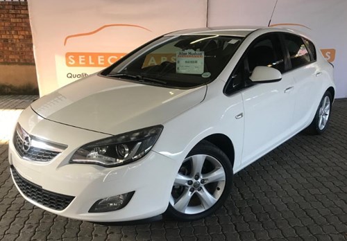 Opel Astra 1.4 Turbo Enjoy Plus