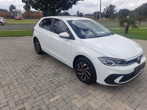 Volkswagen (VW) Polo Hatch 1.0 TSI (70 kW)