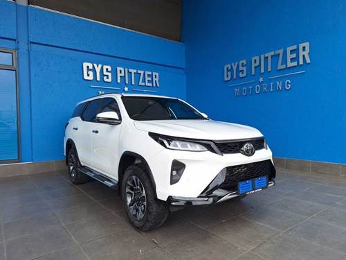 Toyota Fortuner VI 2.8GD-6 VX Auto 