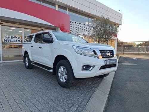 Nissan Navara 2.3D Double Cab SE 4x4