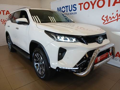 Toyota Fortuner VI 2.8GD-6 VX Auto 4x4