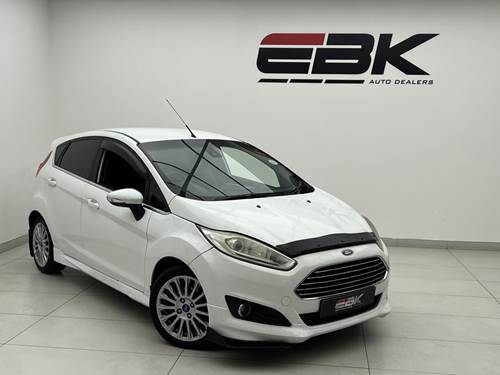 Ford Fiesta 1.0 EcoBoost Titanium Powershift 5 Door