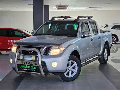 Nissan Navara 3.0 dCi Double Cab LE Auto 4X4